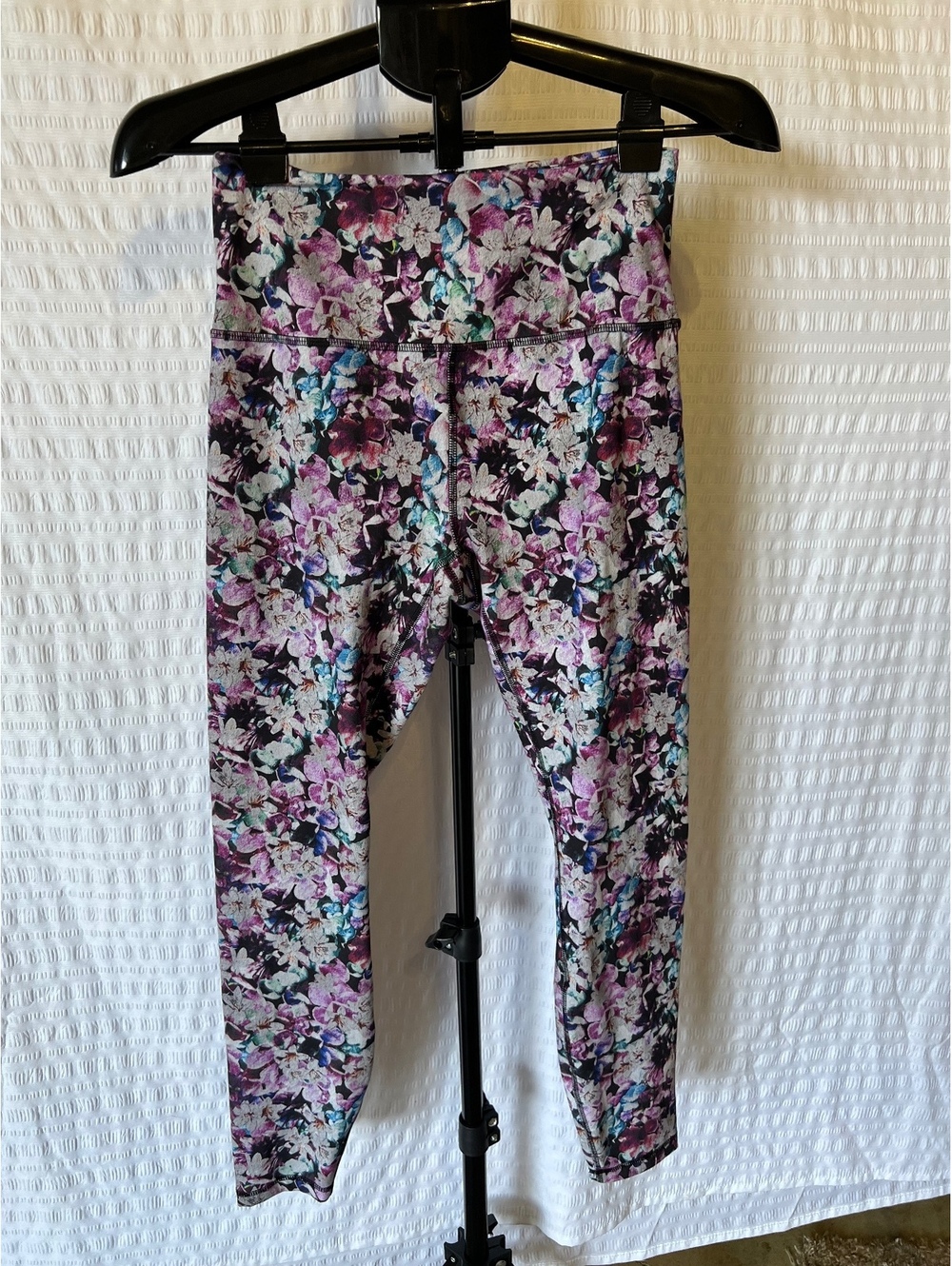 RBX Sz Medium Ankle Leggings Floral
